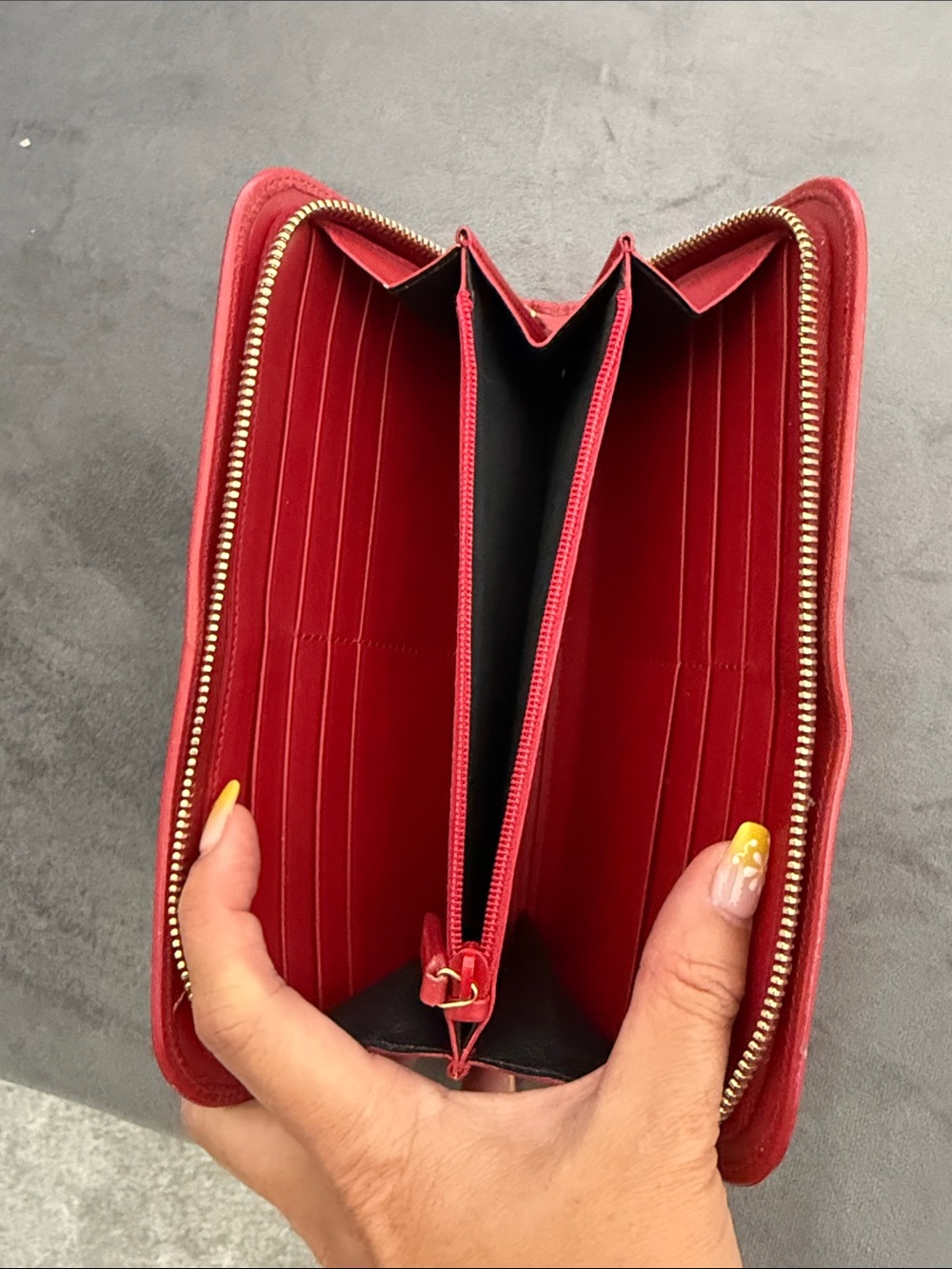 Saint Laurent Paris Red Leather Zip Around Long Wallet Gold Logo Authentic YSL - Picture 6 of 7